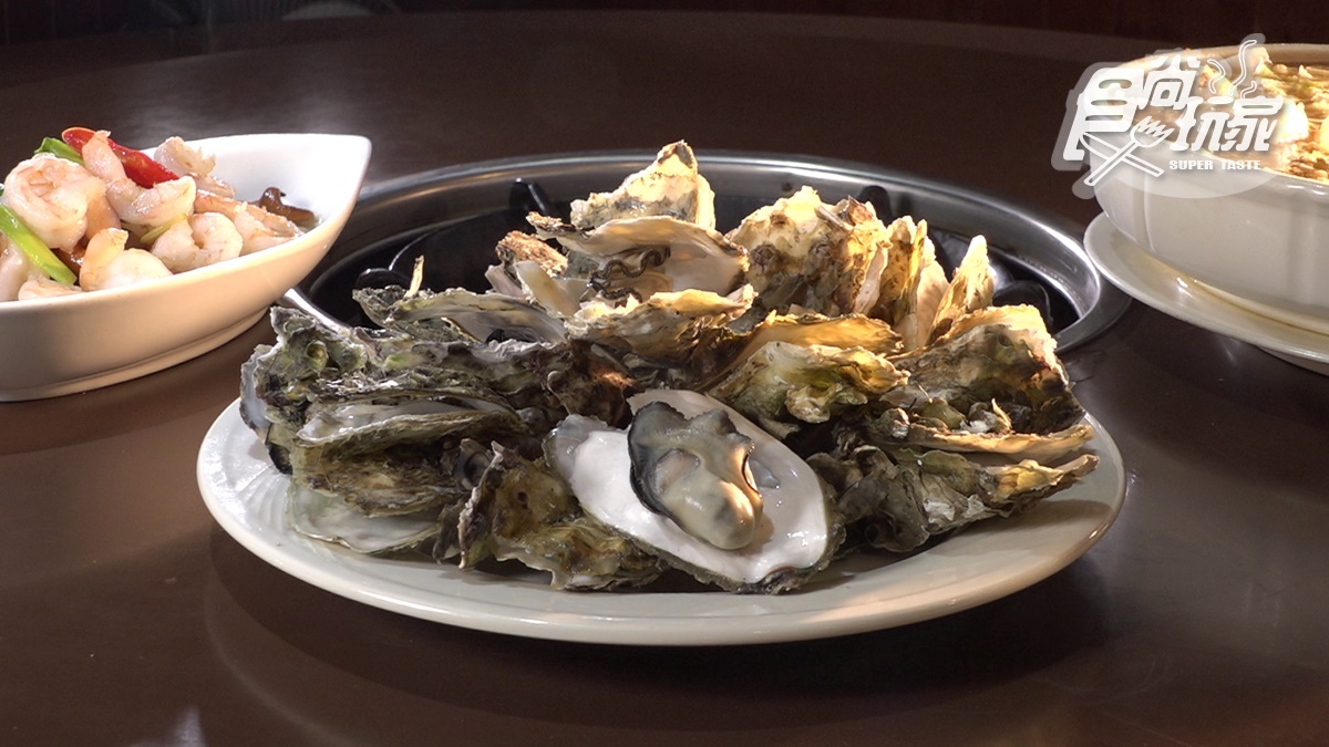 嘉義最狂熱炒店！烤蚵吃到飽只要199元，產地直送肥美多汁超鮮甜