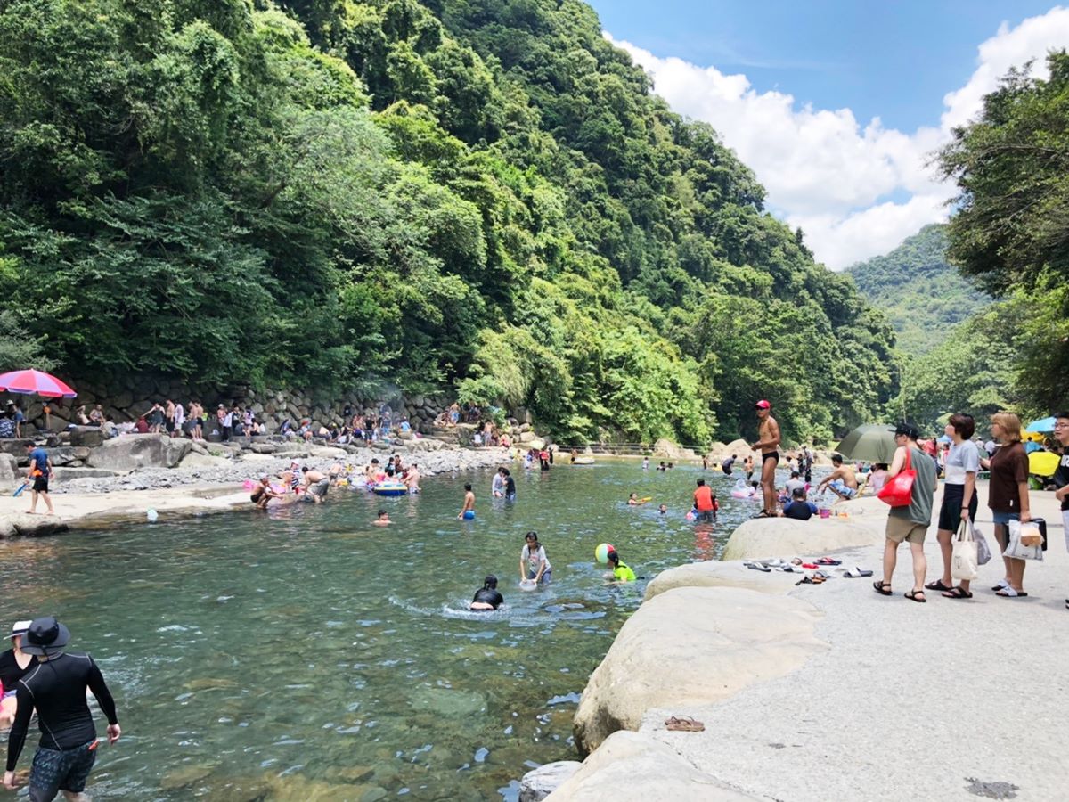 「中秋烤肉」北中南15處戶外烤場推薦！380元起吃到飽、免費場地、代訂食材