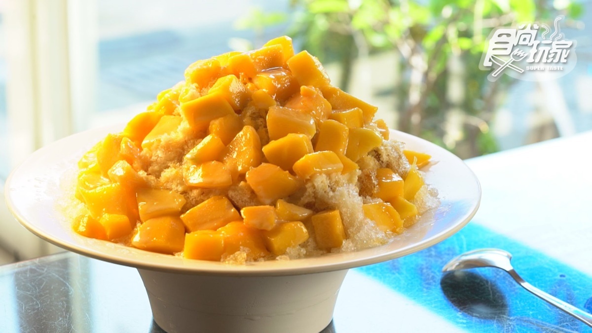 ５個人才吃得完！貢寮「超狂芒果冰」堆成小山高，手熬黑糖＋煉乳香甜不膩口