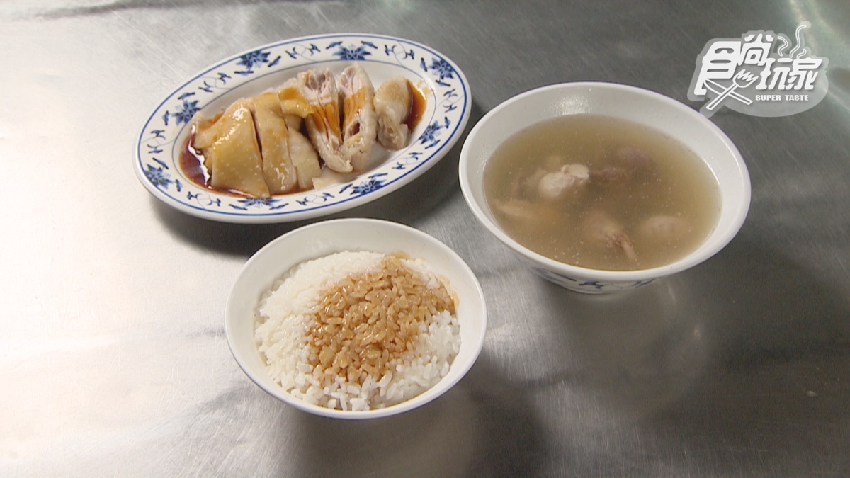 小資族吃爆！Q彈多汁白切雞40元吃得到，再嗑10元雞油飯、下水湯CP值爆表