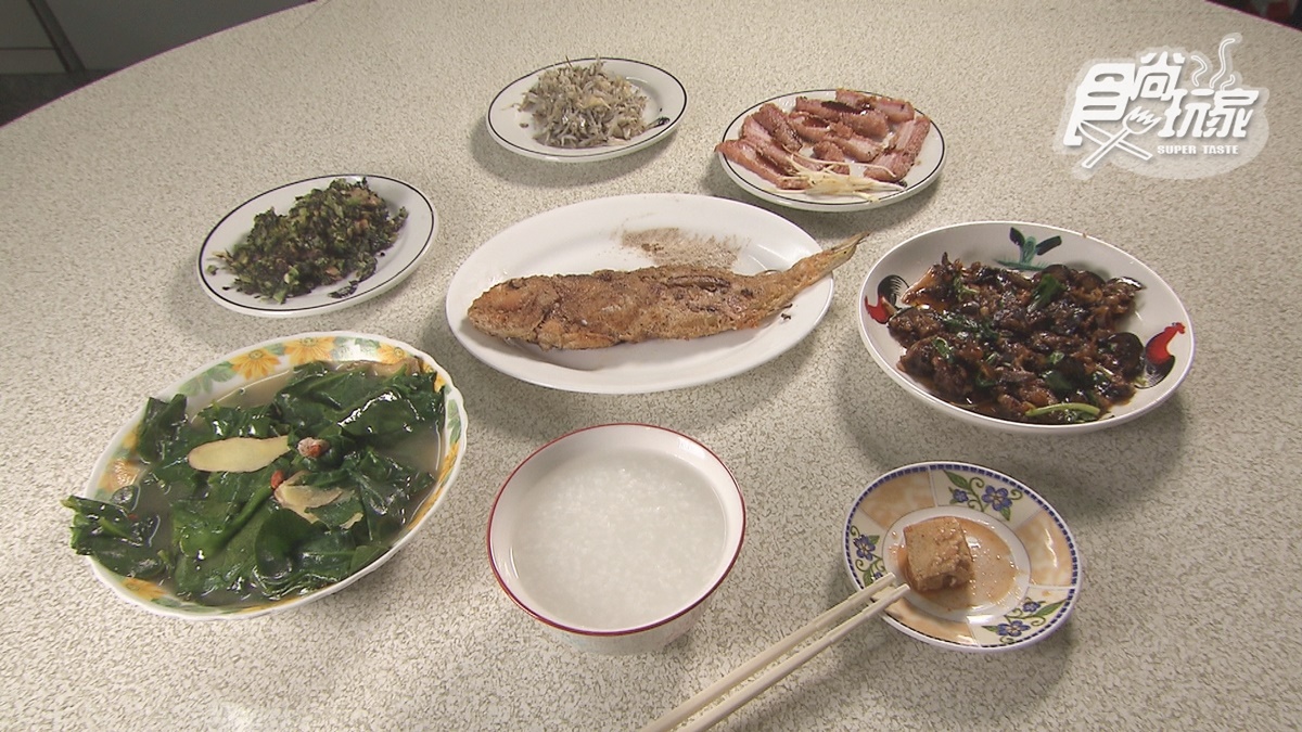 內行才知巷弄美食！老饕最愛「清粥小菜」藏身理髮廳，10元白粥還能免費續碗