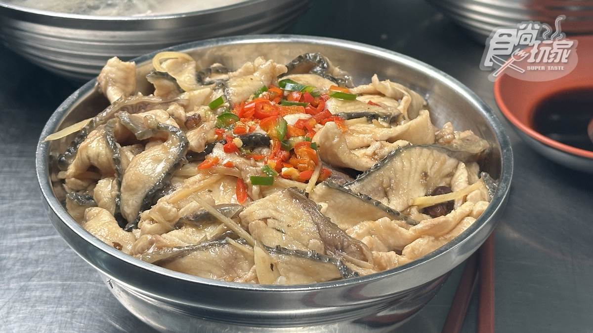 韓國廚神白種元來過！三重「虱目魚蓋飯」在地人超愛，魚肉霸氣鋪滿滿太欠吃