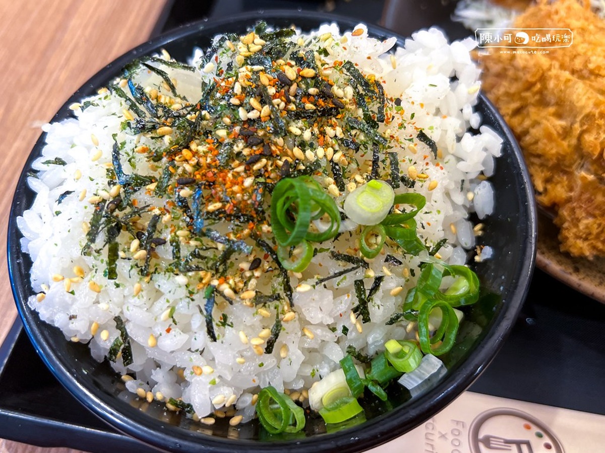 免費續飯、加高麗菜！169元起無限吃到飽，號稱全台最狂「日式豬排」