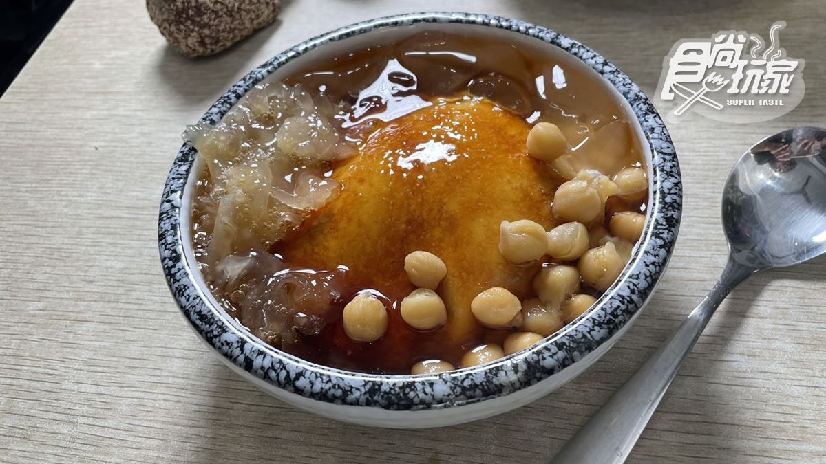 在地人激推下午茶！4.9星「焦香炙烤豆花」在高雄，15種配料任你選