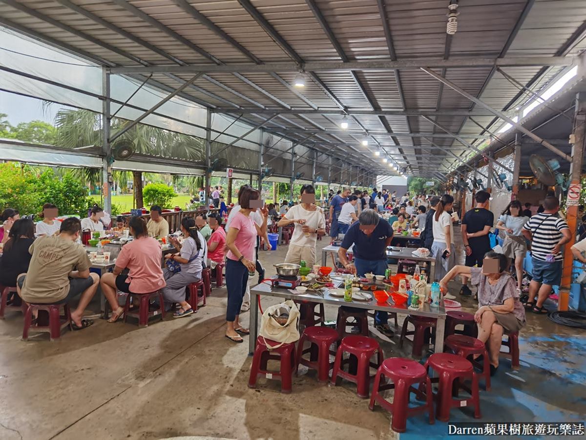 「中秋烤肉」北中南15處戶外烤場推薦!380元起吃到飽、免費場地、代訂食材 490元烤肉+火鍋吃到飽!桃園最強「親子農場」戲水池、氣墊城堡免費玩整天