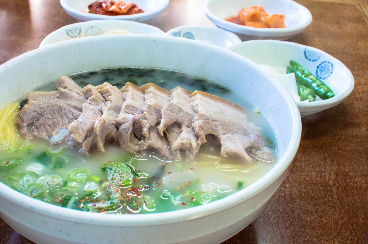 吃這些才夠道地!韓國濟州島必吃10大美食:烤黑豬肉、鮑魚料理 吃這些才夠道地!韓國濟州島必吃10大美食:烤黑豬肉、鮑魚料理