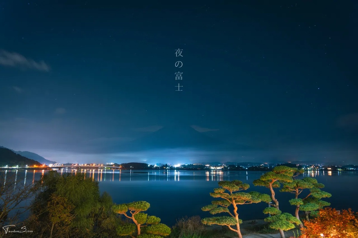 窗外就是富士山!開箱河口湖最貴溫泉旅館,楓葉迴廊過馬路就到 窗外就是富士山!開箱河口湖最貴溫泉旅館,楓葉迴廊過馬路就到