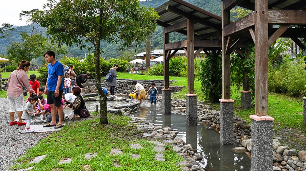 全台免費泡湯景點Top10！礁溪湯圍溝只排第３，加碼曝泡溫泉禁忌、好處