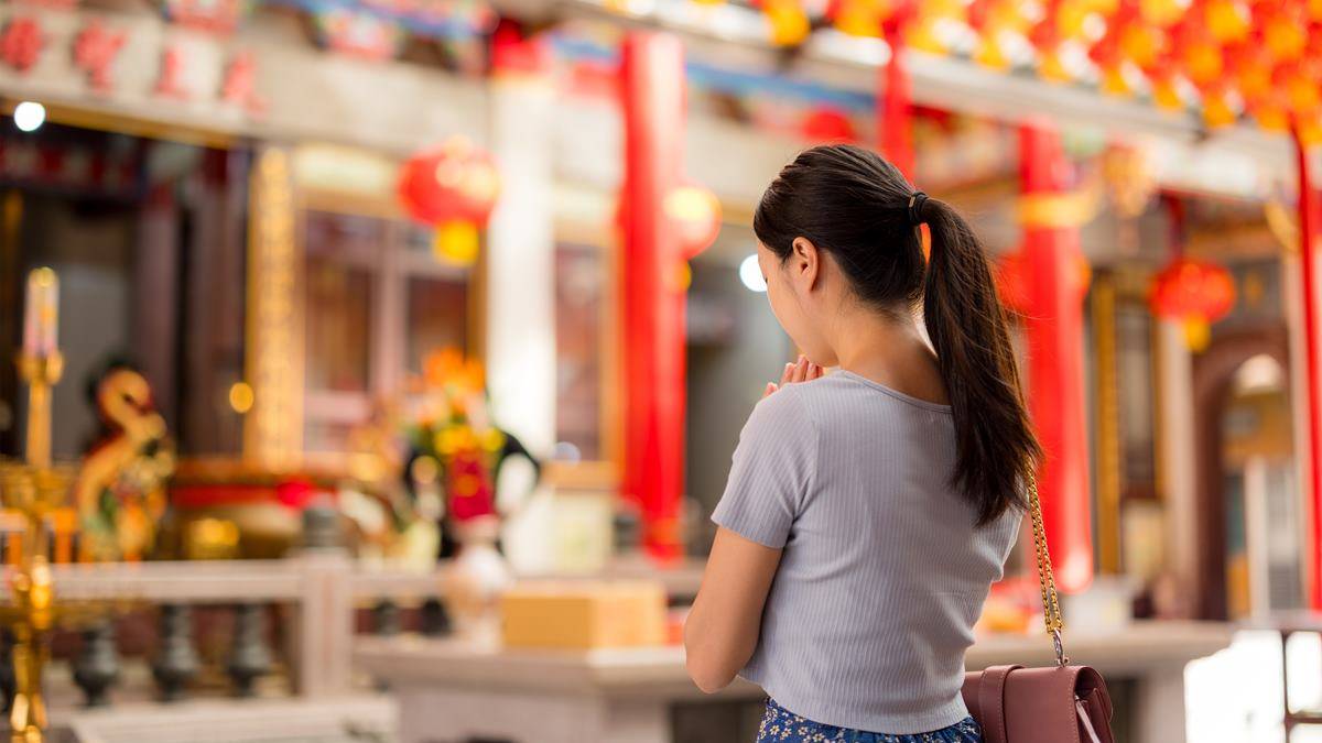 平安符多久會過期？命理師教３種舊平安符處理方法，做錯恐業力纏身