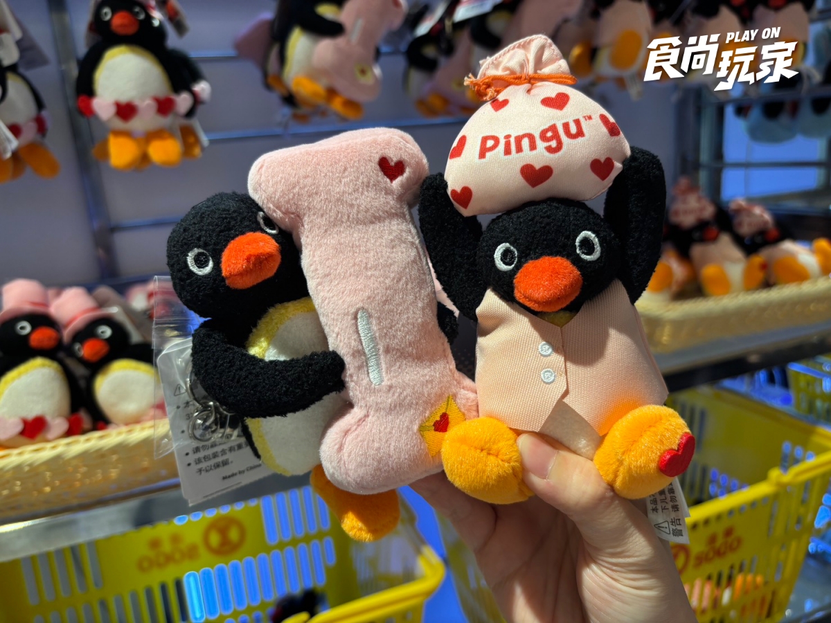 ５公尺巨萌Pingu超好拍！2026百貨母親節活動：三麗鷗卡友禮、布丁狗快閃店（中獎公布）
