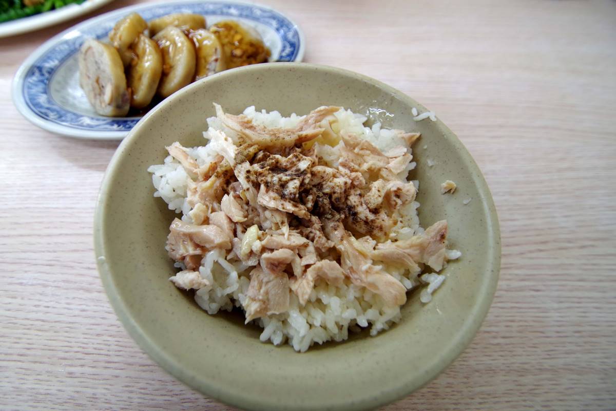 為什麼火雞肉飯只有嘉義好吃?內行人揭肉品真相,其他縣市學不來 為什麼火雞肉飯只有嘉義好吃?內行人揭肉品真相,其他縣市學不來