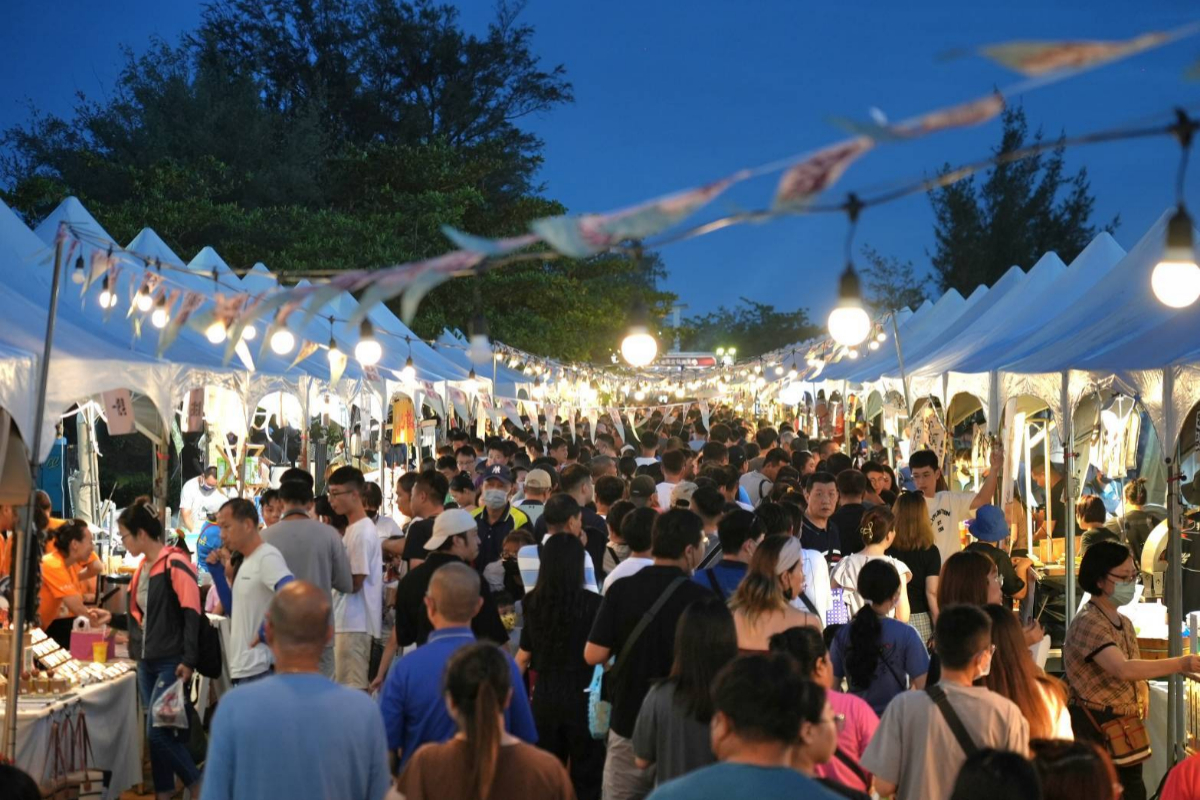 盛夏海港饗宴！屏東黑鮪魚季：百攤市集、鮪魚解體秀、免費送鮪魚料理