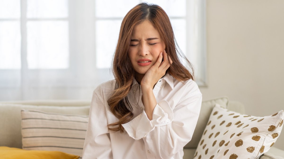 嘴破怎麼趕快好？專家推「這些食物、水果」助修復，出現這狀況恐是癌症前兆