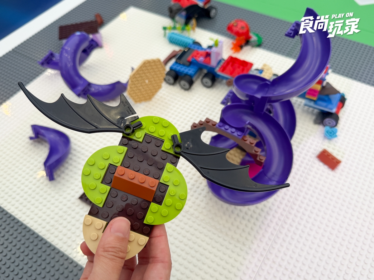 台北免費景點「樂高夏日遊樂場」開幕！摩天輪場景必拍，快閃店滿額送毛巾