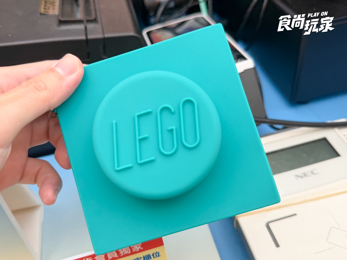 台北免費景點「樂高夏日遊樂場」開幕！摩天輪場景必拍，快閃店滿額送毛巾