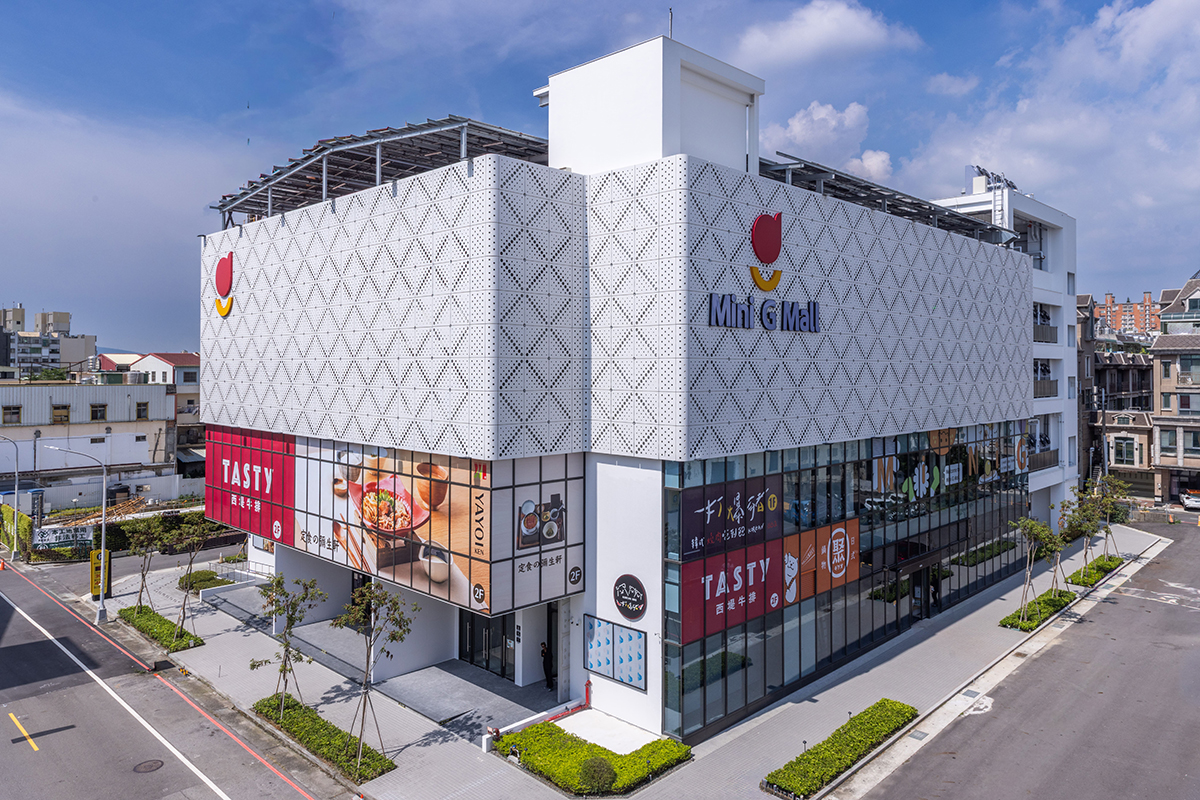 開逛台中新百貨！燒肉吃到飽309元起、免費送炸雞，全台最大百貨年底亮相