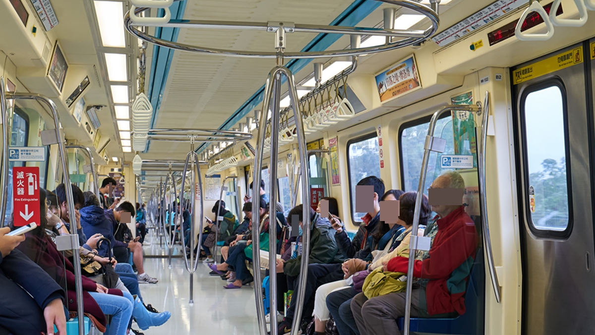 搭公車、捷運最討厭遇到哪種人？網揪８大搭車NG行為，逼人讓座只排第４