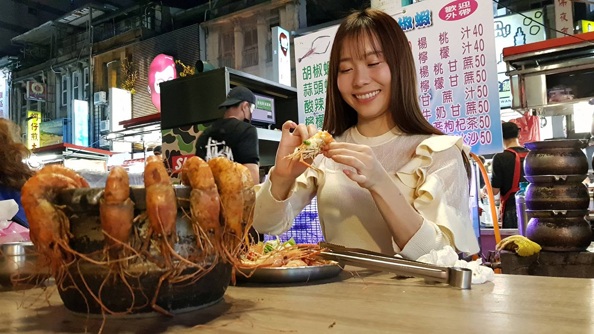 台北夜市打牙祭優惠開跑！免費送維力炸醬麵、隱藏版美食，外送滿百折20元