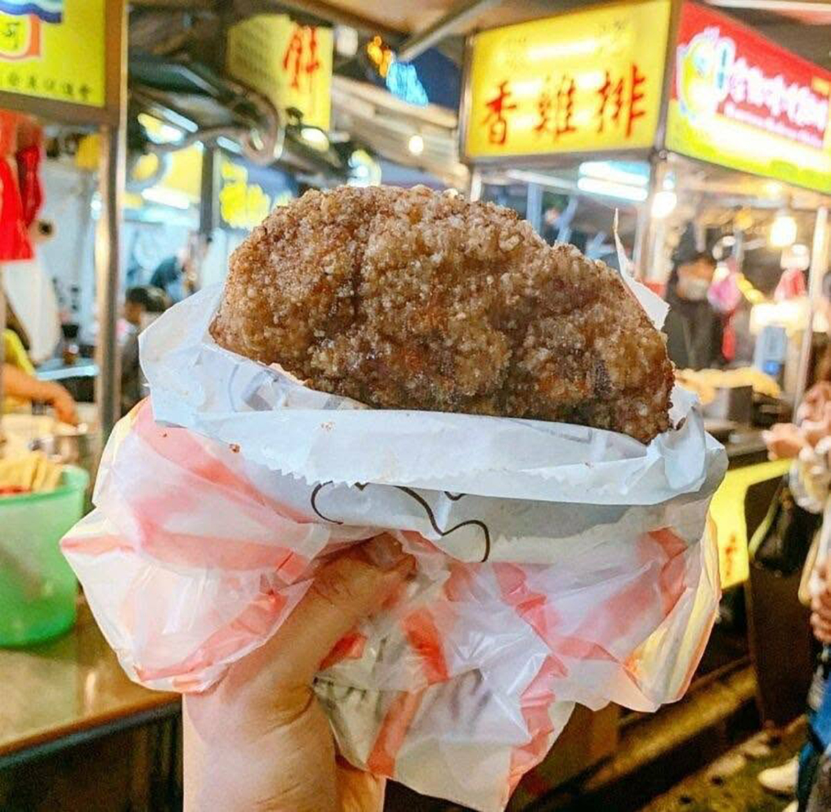 台北夜市打牙祭優惠開跑！免費送維力炸醬麵、隱藏版美食，外送滿百折20元