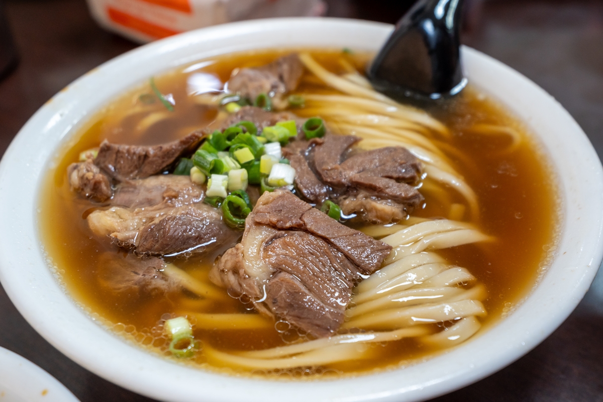 喝楊桃汁要小心!醫師揭「夜市5大傷腎地雷食物」,滷味、牛肉麵也上榜 喝楊桃汁要小心!醫師揭「夜市5大傷腎地雷食物」,滷味、牛肉麵也上榜