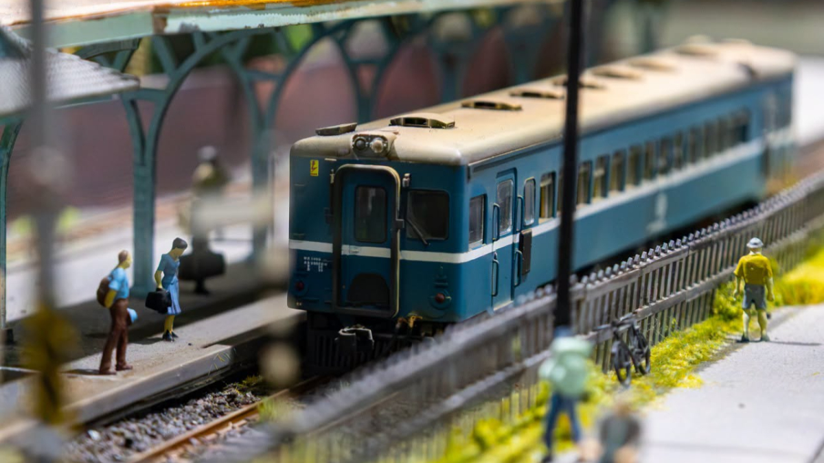 搭集集線衝車埕！20座微縮鐵道世界登場，經典車站全變迷你版