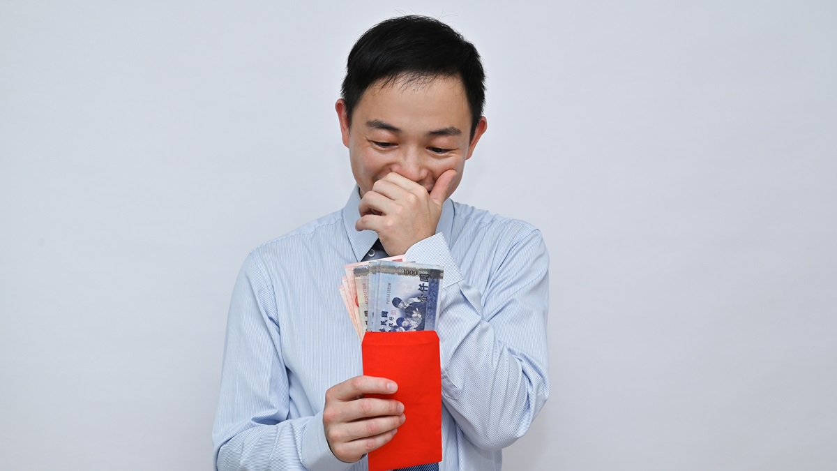 立秋後運勢大洗牌！６大生肖迎黃金７天，屬雞正偏財旺、屬蛇有望升遷調薪