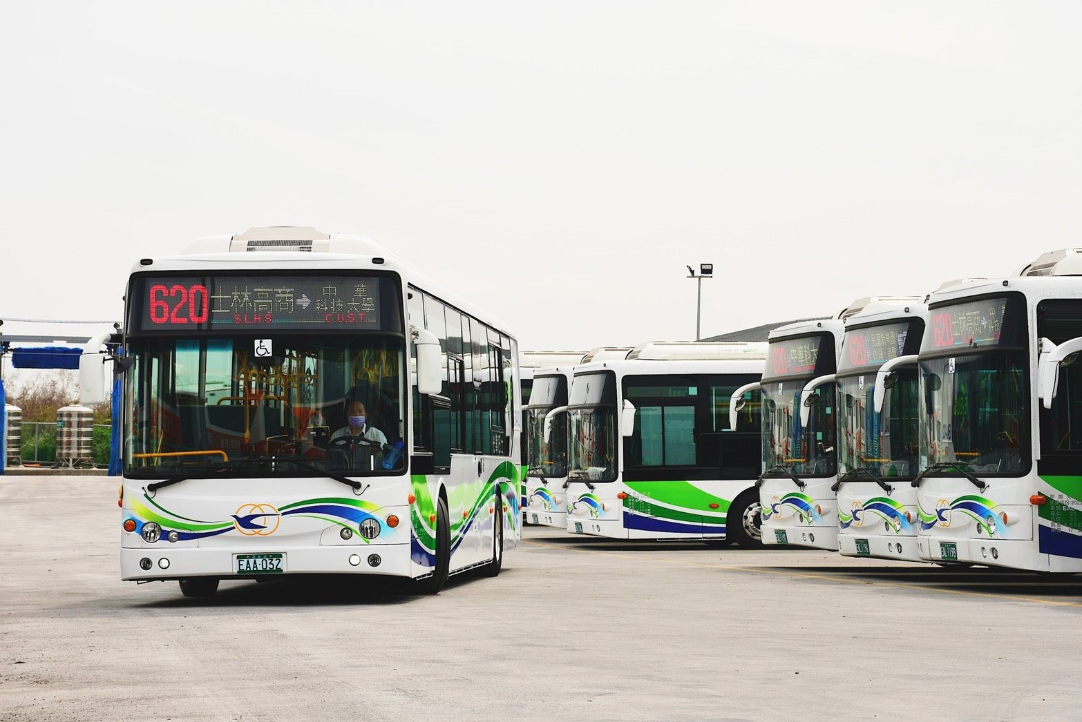 響應國際無車日！三鶯線、新北輕軌、雙北公車都免費，搭台中捷運免費喝星巴克