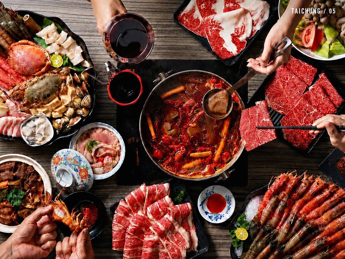 老井第１間「麻辣火鍋」登場！開幕優惠、推薦搶先看，免費菜品、鴨血吃到飽