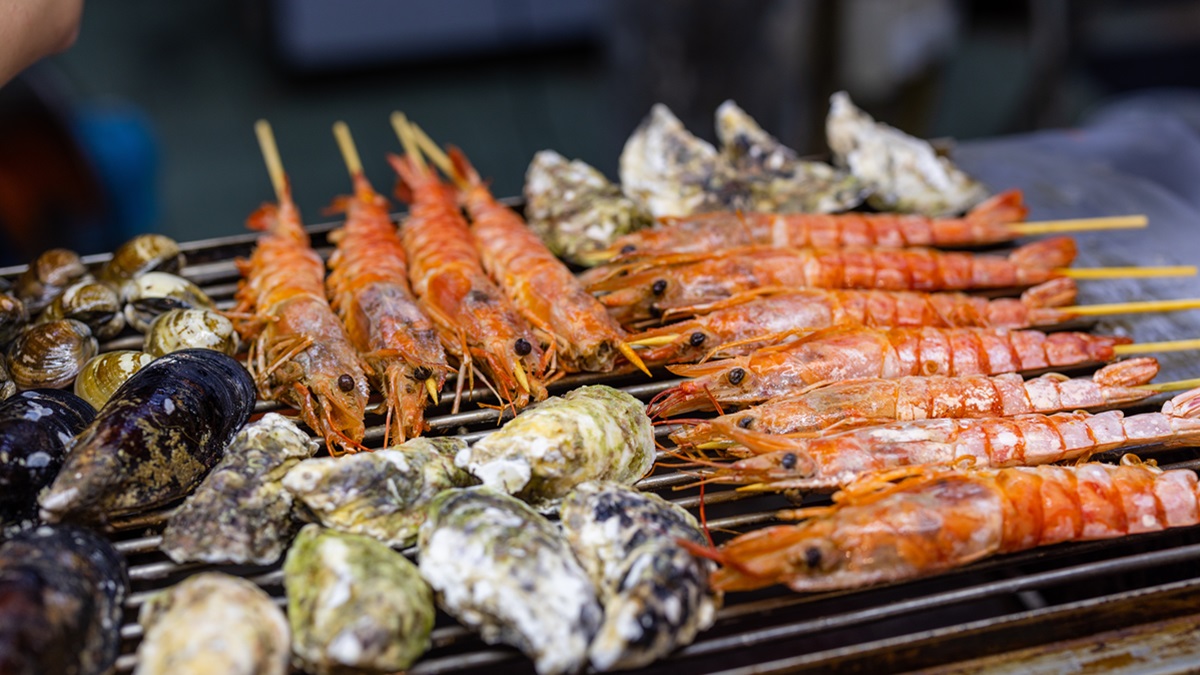 中秋燒烤別只會烤肉片、海鮮！網推10大烤肉必備食材，這物清爽解膩又鮮甜